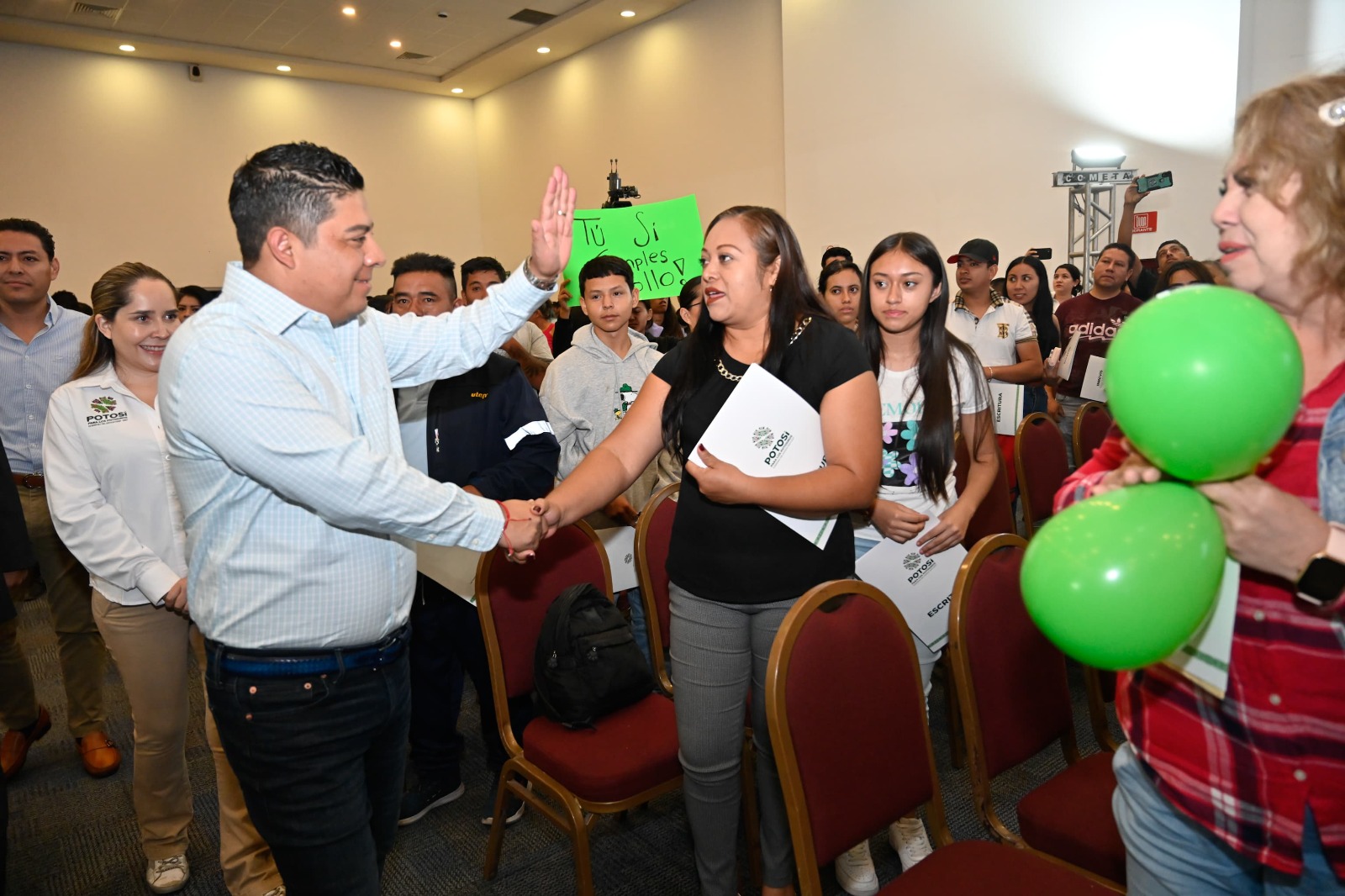 RICARDO GALLARDO SE MANTIENE EN LA CIMA DEL AVAL CIUDADANO