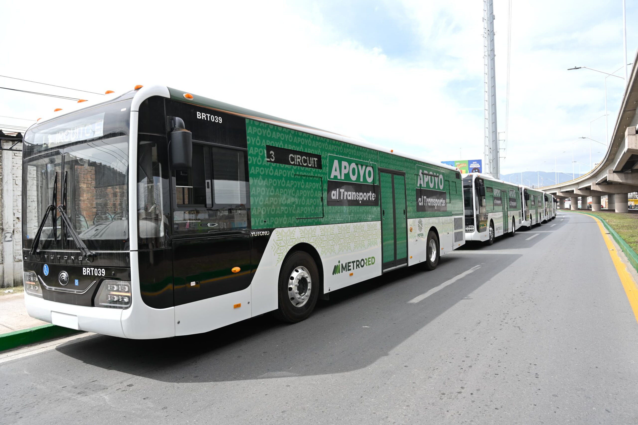 RICARDO GALLARDO TRANSFORMA MOVILIDAD EN SLP CON NUEVAS LÍNEAS DE METRORED 