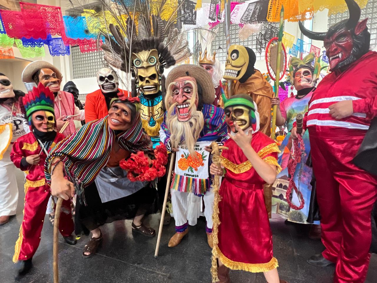 ESPECTACULARES COMPARSAS PARTICIPARÁN EN FESTIVAL XANTOLO EN TU CIUDAD