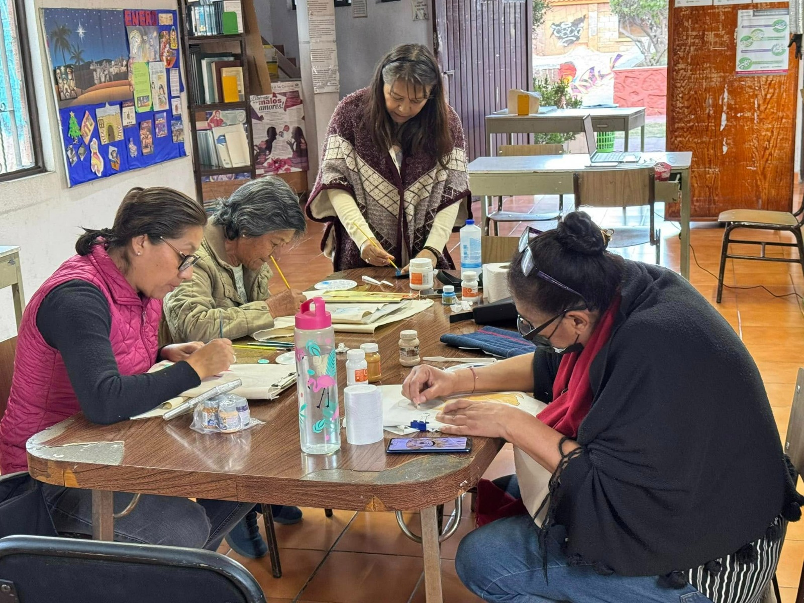 INVITAN AL TALLER DE PINTURA TEXTIL EN LA BIBLIOTECA RAFAEL NIETO COMPEÁN