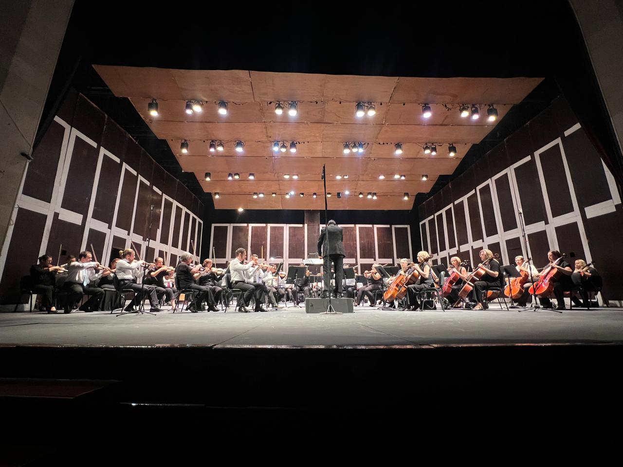 GRAN CONCIERTO OFRECE LA ORQUESTA SINFÓNICA EN EL TEATRO DE LA PAZ