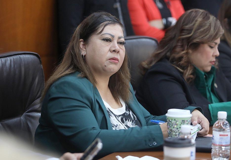 BUSCAN FORTALECER LA INCLUSIÓN DE LAS MUJERES EN LOS ÓRGANOS DE GOBIERNO DE LA UASLP