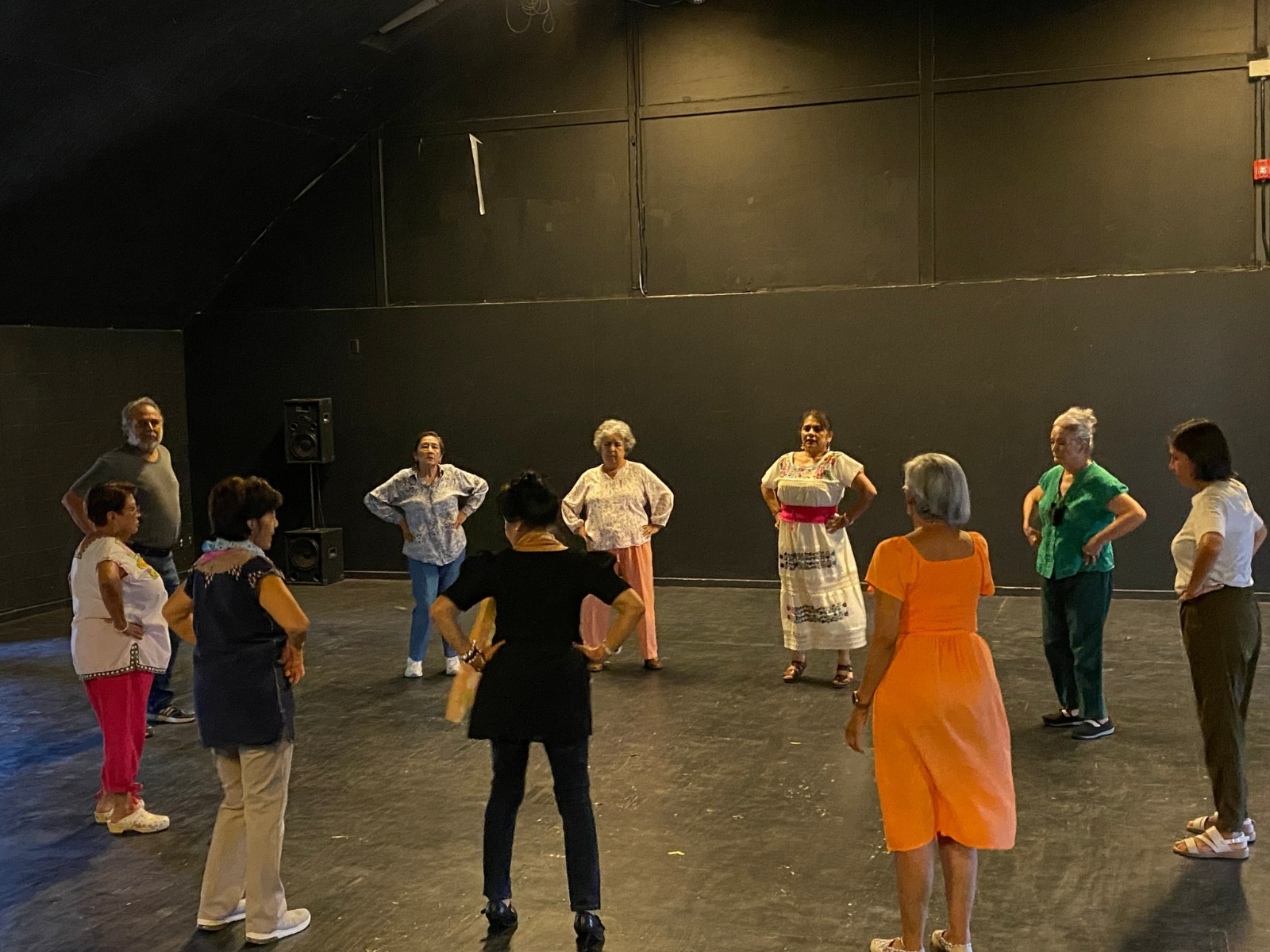 CURSOS Y TALLERES DE VERANO EN EXPRESIÓN Y BIENESTAR CORPORAL