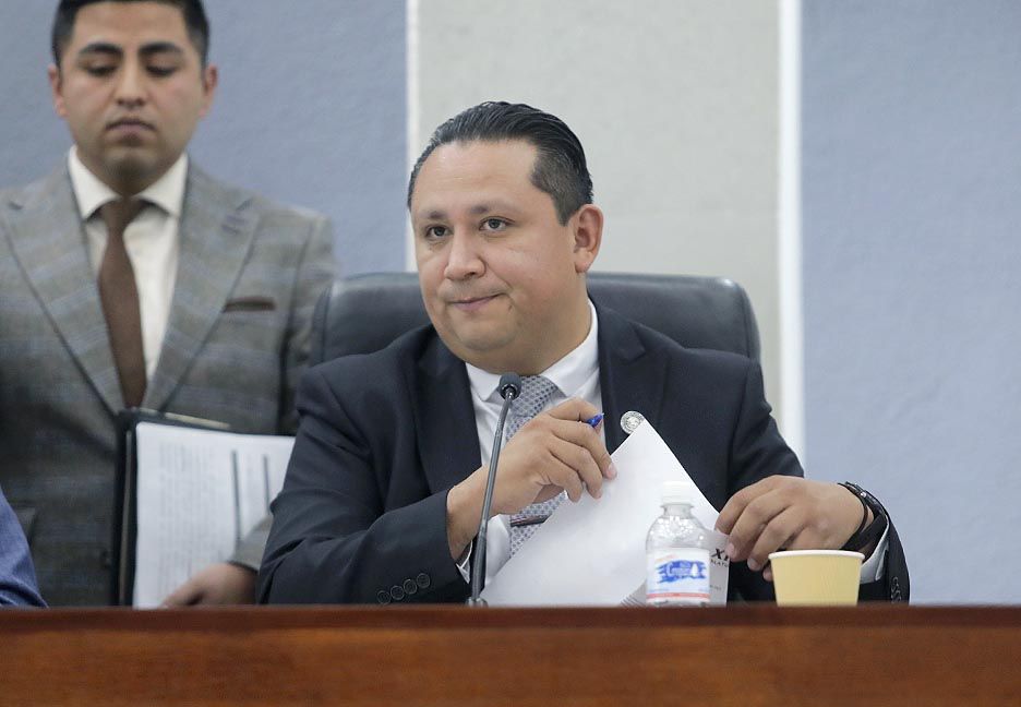 ES NECESARIO ADOPTAR MEDIDAS CLARAS Y EFICACES PARA GARANTIZAR QUE, QUIENES COMETAN ACTOS DE MALTRATO ANIMAL ENFRENTEN NO SOLO CONSECUENCIAS PENALES, SINO TAMBIÉN LA OBLIGACIÓN DE RESARCIR EL DAÑO CAUSADO: DIP. LUIS FERNANDO GAMEZ