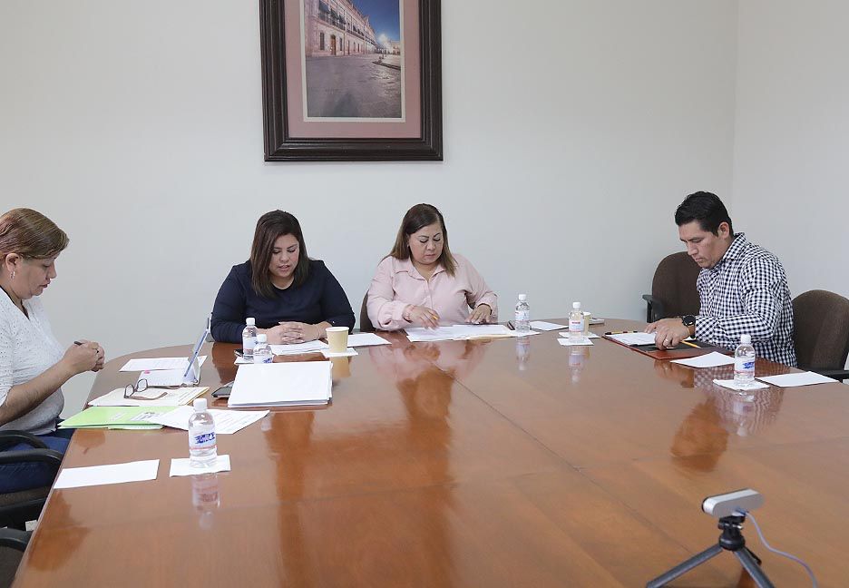 LA COMISIÓN DE TRANSPARENCIA Y ACCESO A LA INFORMACIÓN PÚBLICA DIO CUENTA DE 80 OFICIOS REMITIDOS POR LA UNIDAD DE TRANSPARENCIA: DIP. DIANA RUELAS GAITÁN