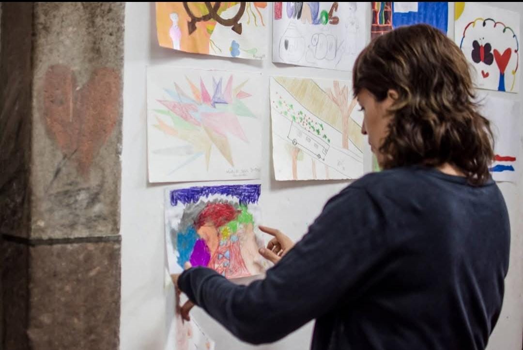 INVITAN A CHARLA SOBRE LA IMPORTANCIA DEL ARTE EN LAS COMUNIDADES VULNERABLES