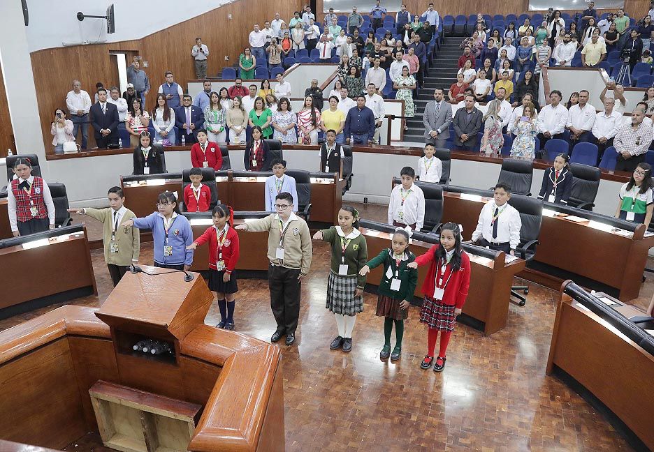 SE REALIZA EL PARLAMENTO DE LAS NIÑAS Y LOS NIÑOS 2025, REPRESENTANTES DE LAS CUATRO ZONAS DEL ESTADO.