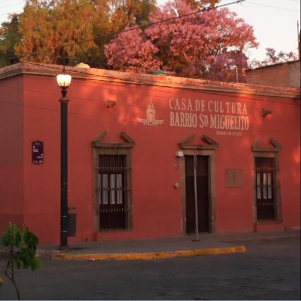 ENSAMBLE ARTE ALTIPLANO EN LA CASA DE CULTURA DEL BARRIO DE SAN MIGUELITO