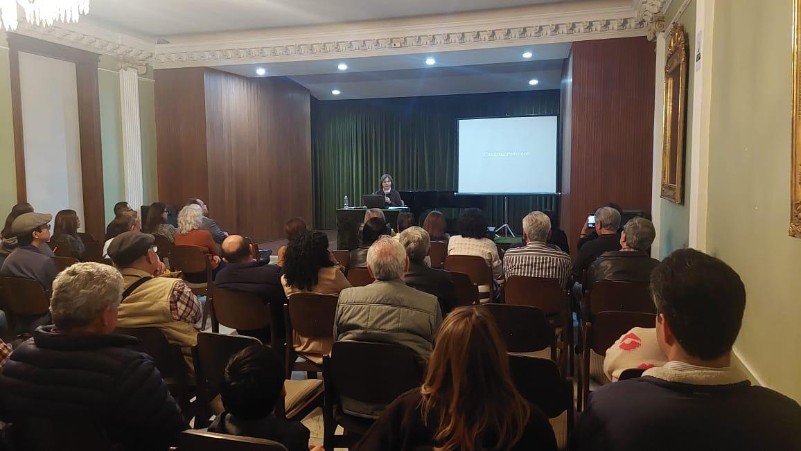 MARÍA ISABEL MONROY CASTILLO IMPARTIÓ LA CONFERENCIA “LA TAREA DE UN CRONISTA”