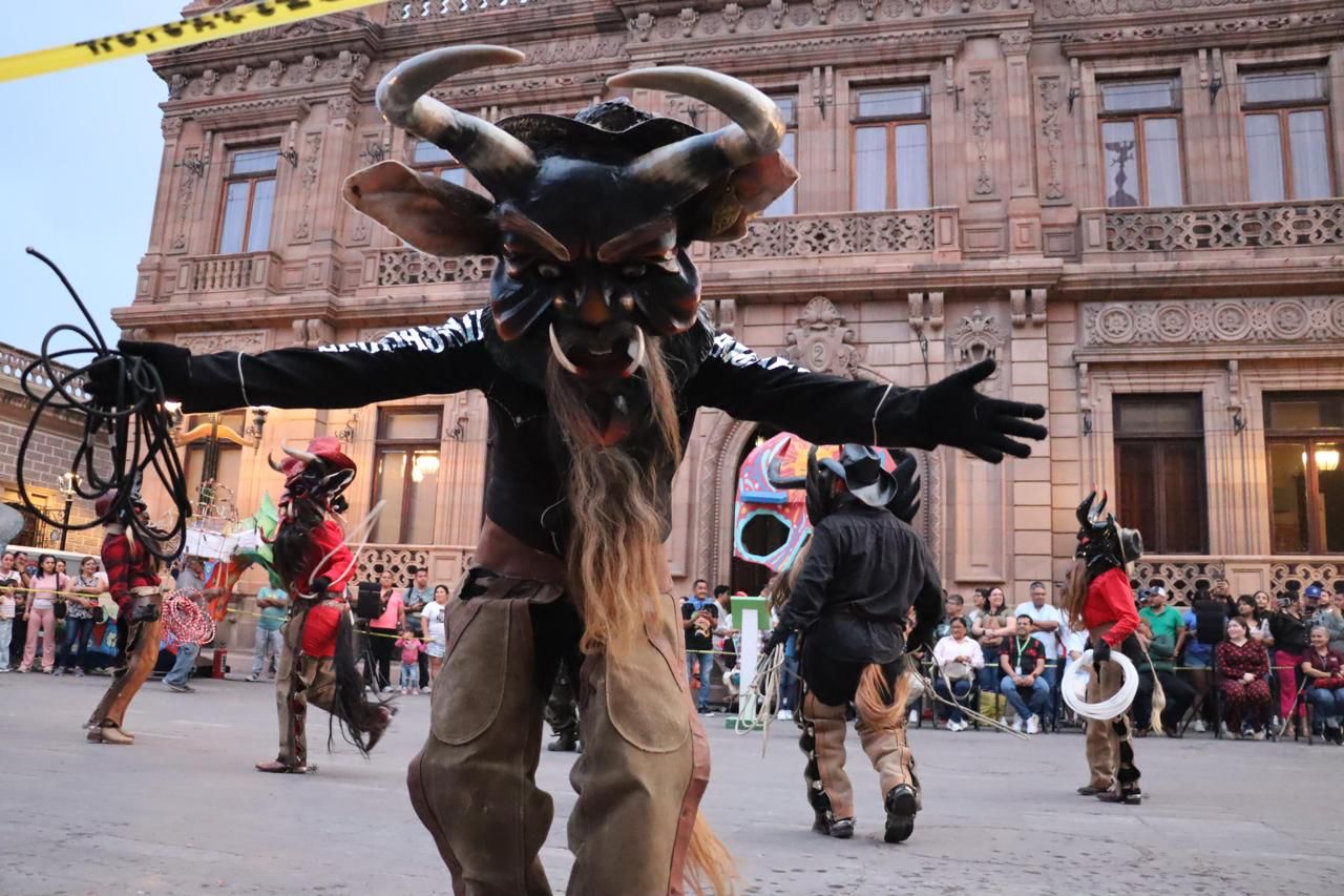 GRAN NOCHE DE DIABLOS Y JUDAS EN EL CENTRO HISTÓRICO