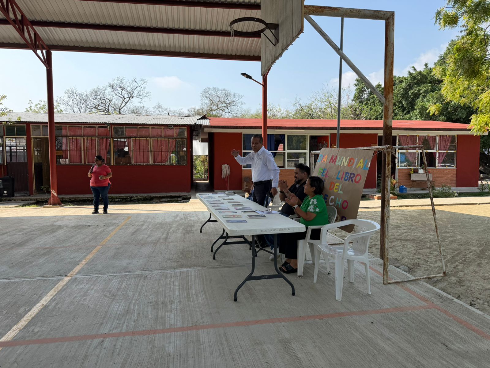 FOMENTAN LECTURA EN ESCUELAS DE CIUDAD VALLES