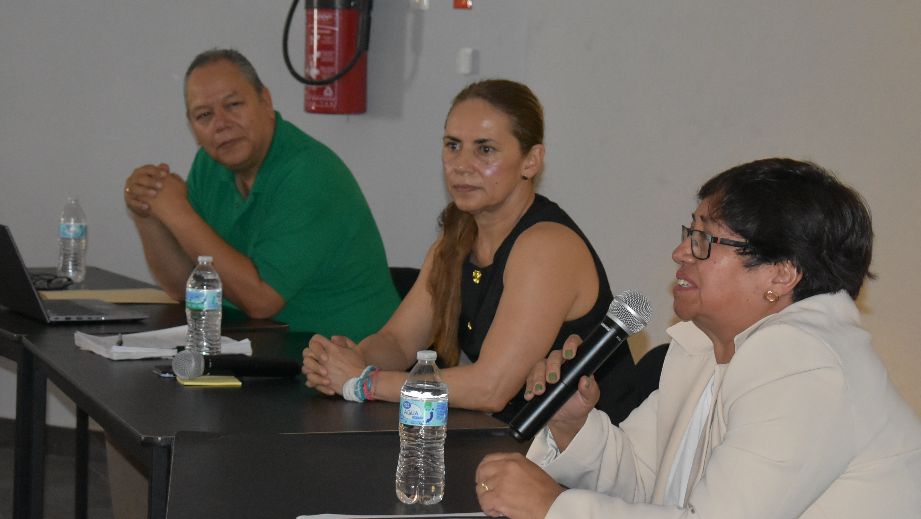 REALIZAN CONVERSATORIOS “PROMOCIÓN POR UNA CULTURA DE PAZ” Y “MUSEOS UNIENDO UN MUNDO DIVIDIDO” EN EL MUSEO DEL METEORITO