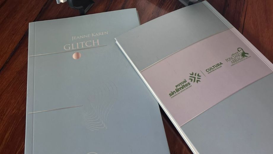 PRESENTARÁN LA NOVELA GLITCH DE JEANNE KAREN EN LA CASA DEL POETA RAMÓN LÓPEZ VELARDE